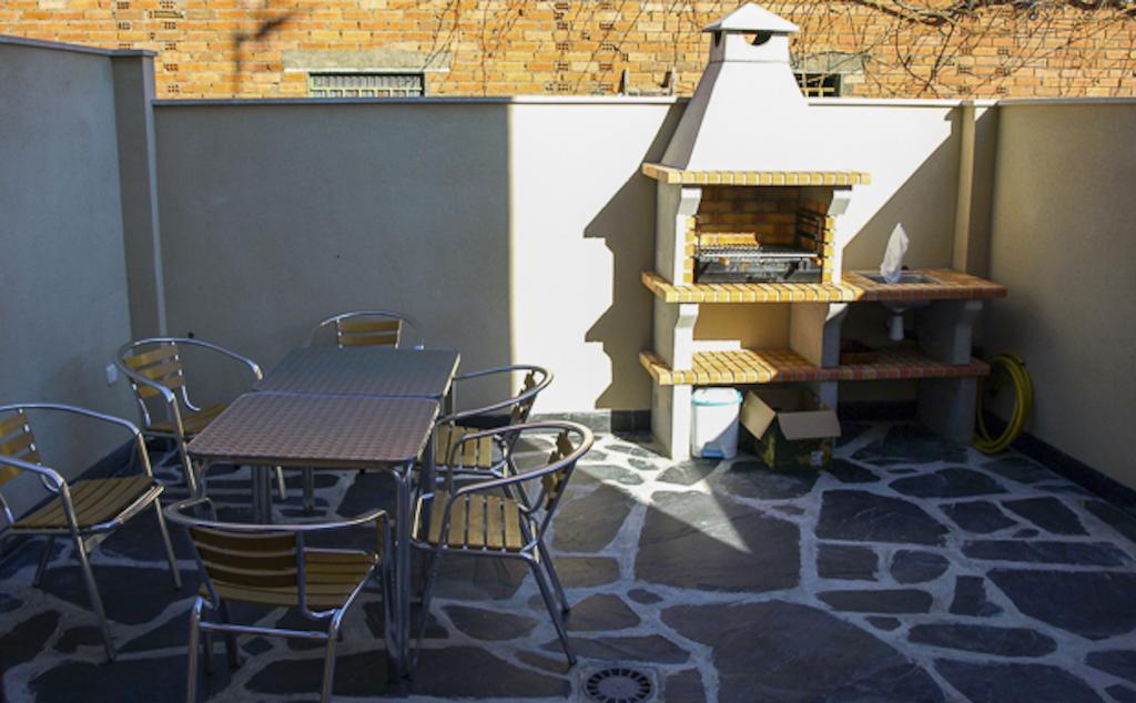 Apartamentos Rurales El Calama Zarza De Granadilla Phòng bức ảnh
