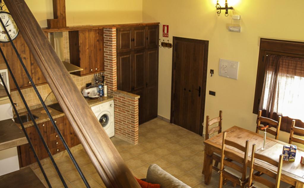 Apartamentos Rurales El Calama Zarza De Granadilla Phòng bức ảnh