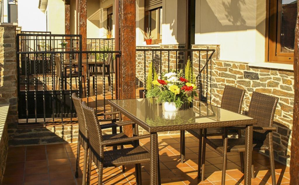 Apartamentos Rurales El Calama Zarza De Granadilla Phòng bức ảnh